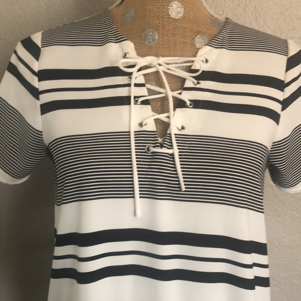EXPRESS striped dress. Pull over with lace up detailing. Like new. Size xsmall - Picture 2 of 5